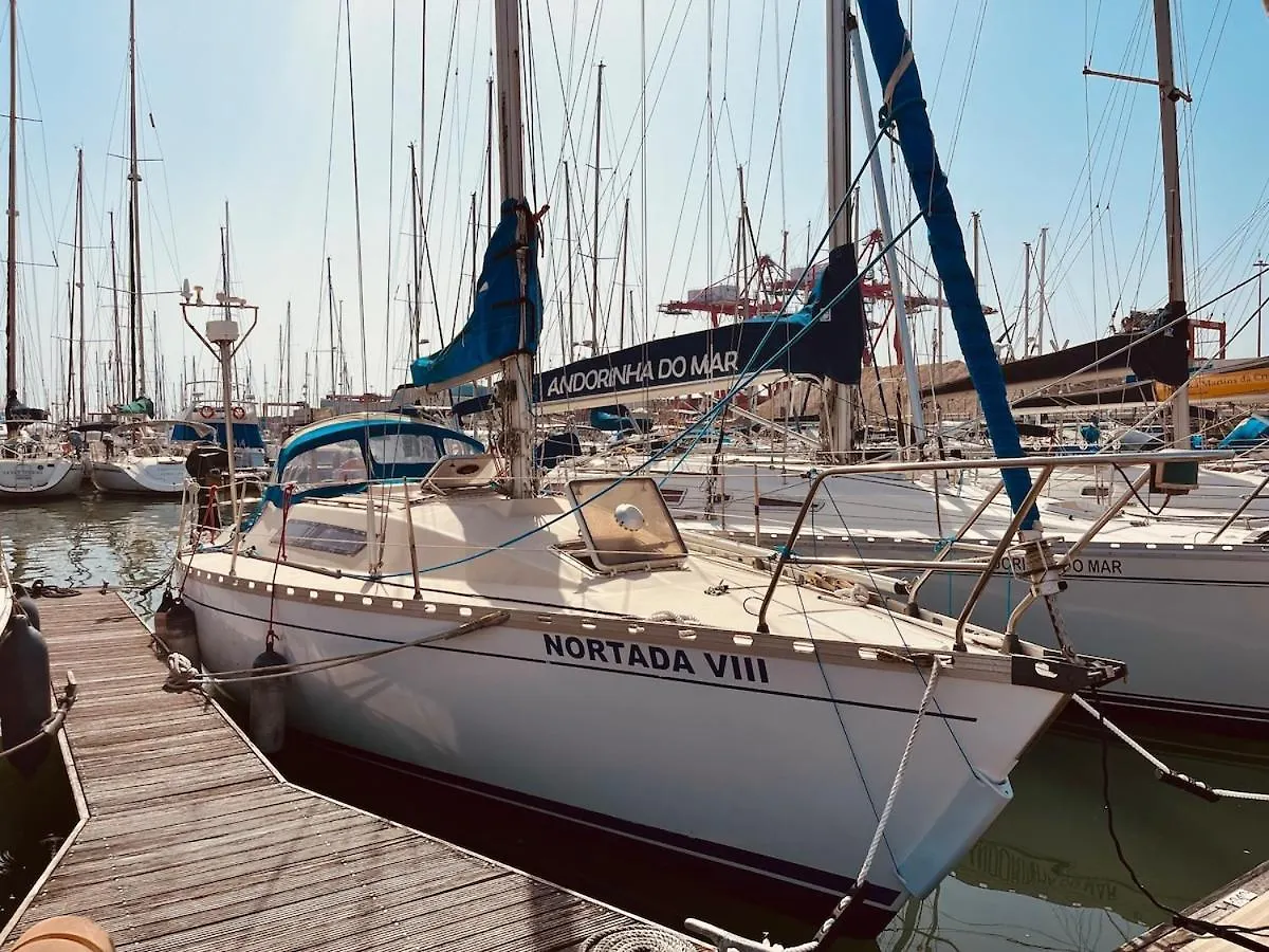 Nortada Central Boat Escape 리스본